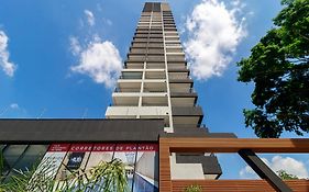 Hub Alto da Boa Vista Apartments